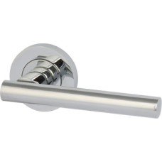 Lever Handles on Round Roses Zinc Alloy Varthen Designed for interior doors Polished chrome