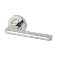 Lever Handles on Round Roses Zinc Alloy Gilman Designed for interior doors Polished chrome