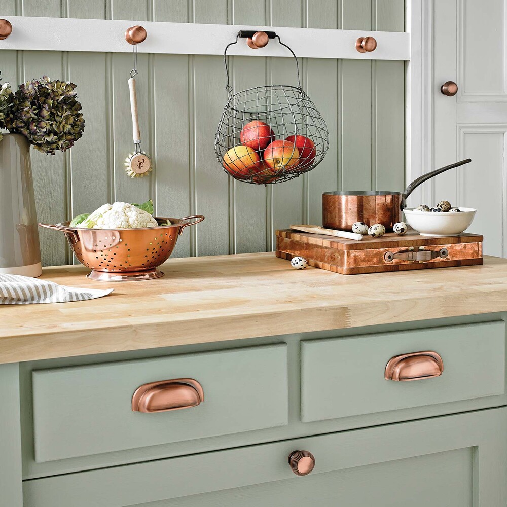 Cabinet Handles & Knobs
