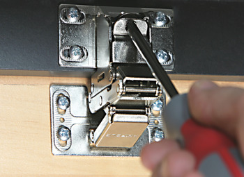 Swing Up 90D Hinge for Mnt w Panel w SC - view 3
